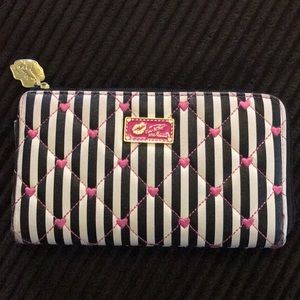 Betsy Johnson wallet